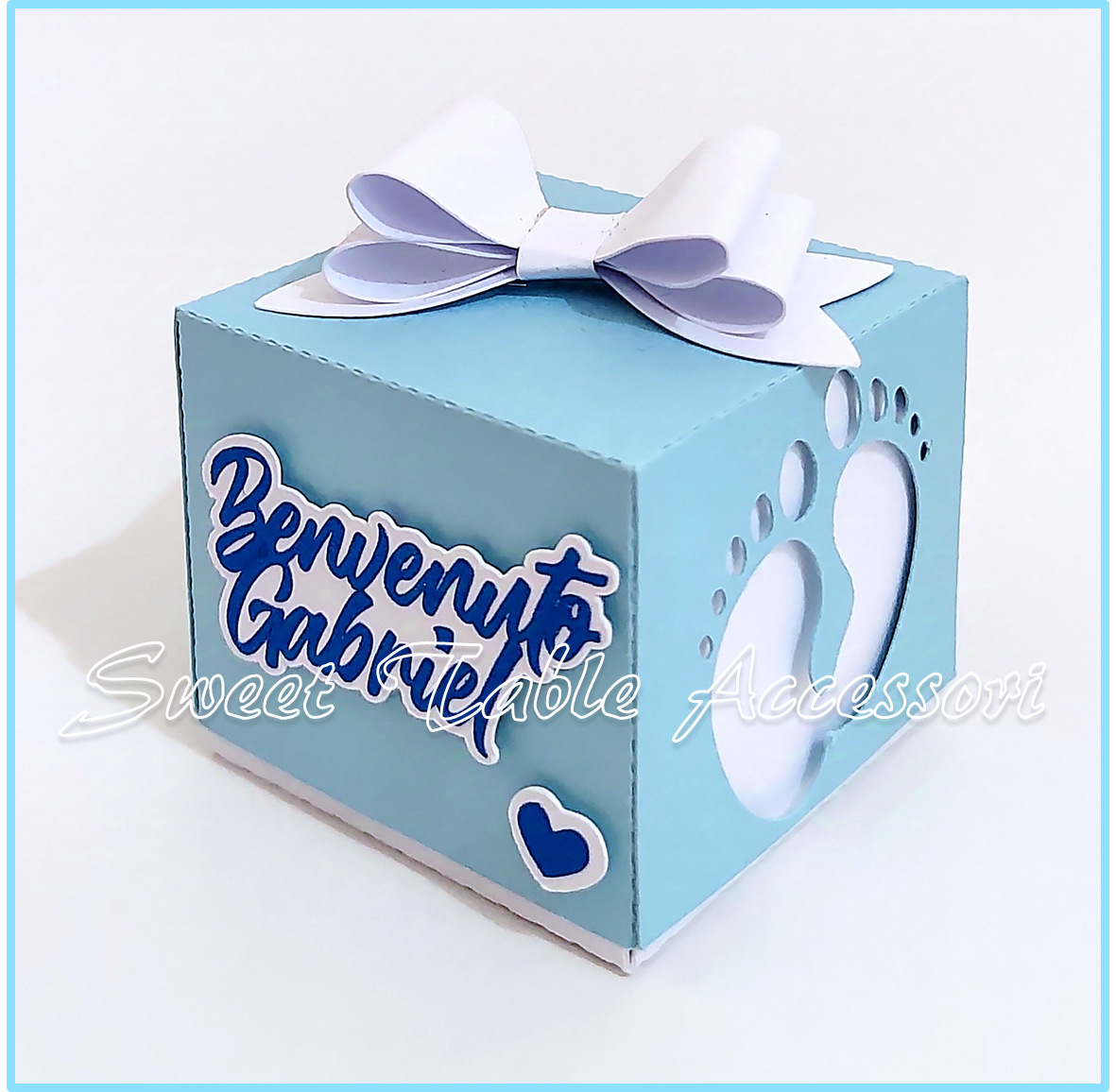 Scatolina cubo personalizzata con scritta in vinile